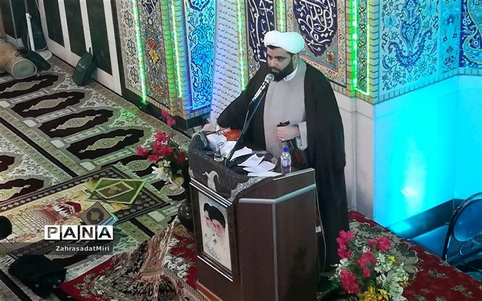 تقوا بهترین راه مبارزه با فساد است