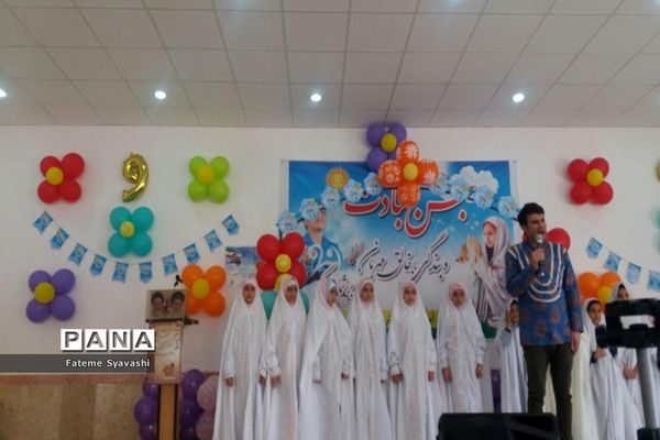 برگزاری مراسم جشن تکلیف 300 دانش‌آموز مدارس دخترانه منطقه خزل شهرستان نهاوند