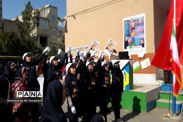 نواخته شدن زنگ نیکوکاری در شهرستان بهارستان