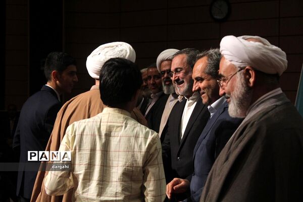تقدیر از برترین‌های قرآنی استان قم با حضور وزیر آموزش و پرورش