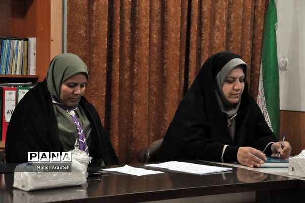 نشست  و بدرقه دبیران مجامع اعضا و دبیران سازمان دانش آموزی خراسان جنوبی