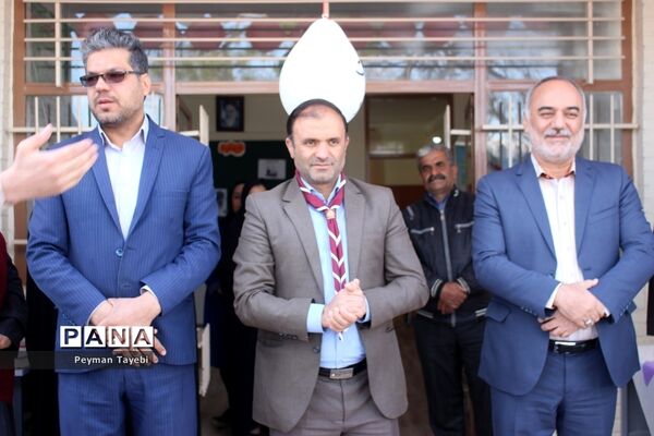 برگزاری آیین روز درختکاری در دبستان شهید رجایی سمنان