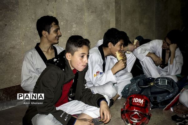 مسابقات تکواندو استان تهران