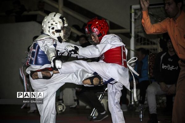 مسابقات تکواندو استان تهران