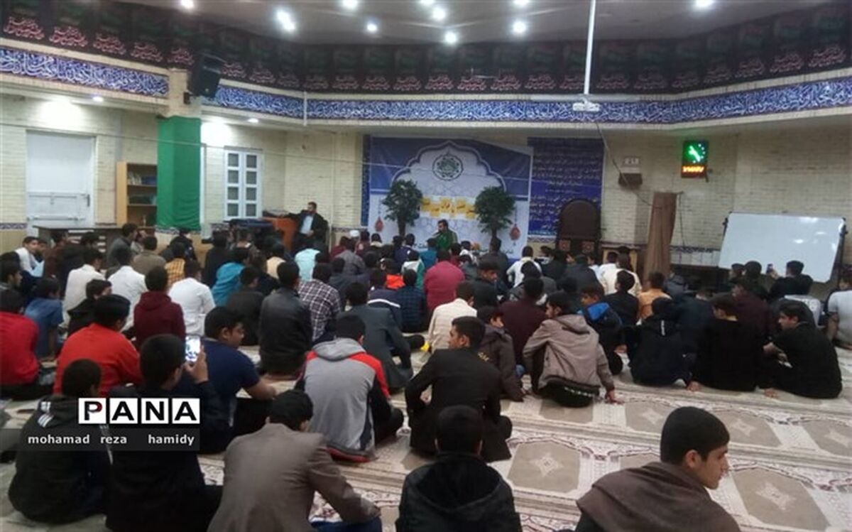 ۱۴ مقام برتر جشنواره قطب ۳ قرآن، عترت و نماز به دانش آموزان متوسطه اول  و دوم (پسر)  شهرستان امیدیه رسید