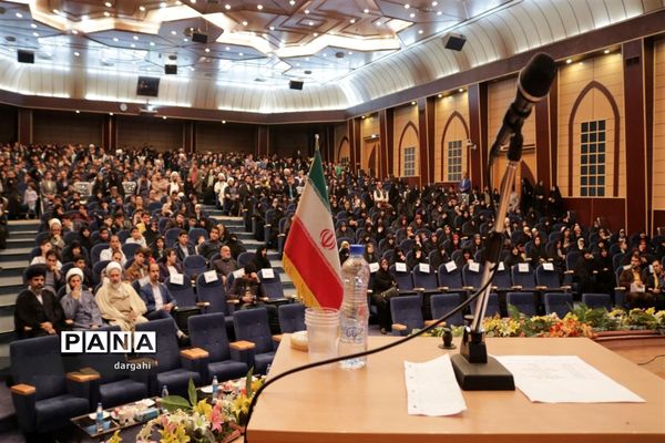 اختتامیه سی و ششمین دوره مسابقات قرآن و عترت استان قم