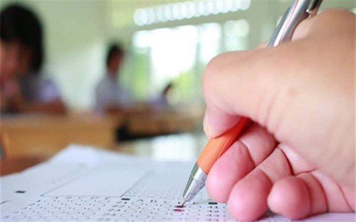 برگزاری همایش ستارگان کنکور در آستارا