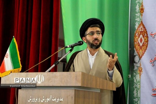 آیین تجلیل از مربیان امور تربیتی مدیریت آموزش و پرورش ناحیه دو ارومیه