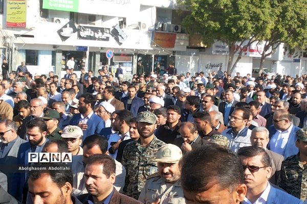 تشییع پیکر سه شهید گمنام در بوشهر-1