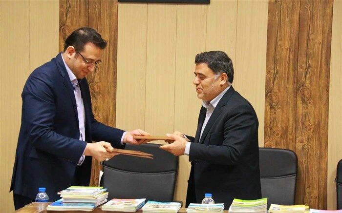 تفاهمنامه همکاری نهاد کتابخانه ها و سازمان نهضت سوادآموزی استان سمنان