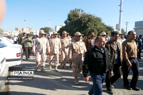 تشییع پیکر سه شهید گمنام در بوشهر-2