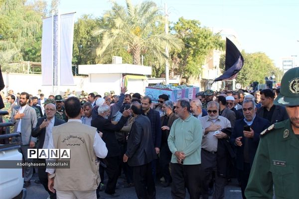 تشییع پیکر سه شهید گمنام در بوشهر-2