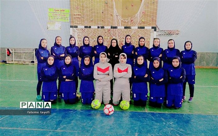 درخشش دختران فوتسال  چناران در مسابقات زیر گروه کشوری و راهیابی به مرحله بعد مسابقات