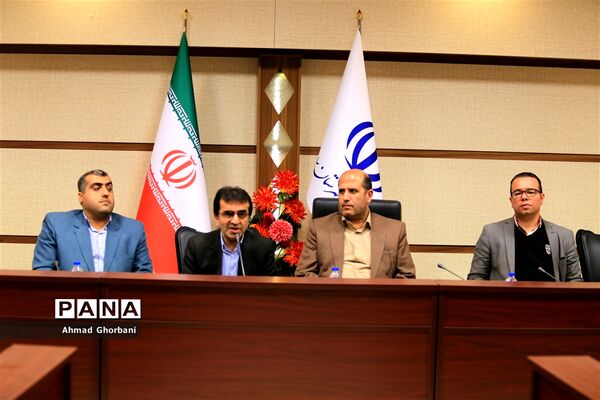 نشست هم‌اندیشی خبرنگاران شهرستان ساری