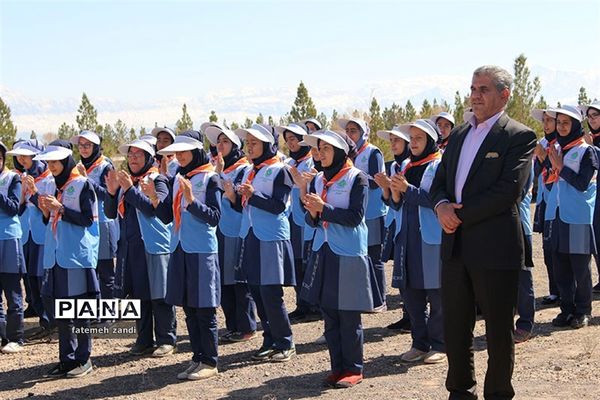 مراسم روز درختکاری