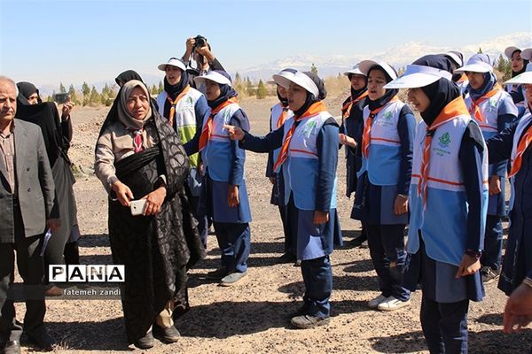 مراسم روز درختکاری