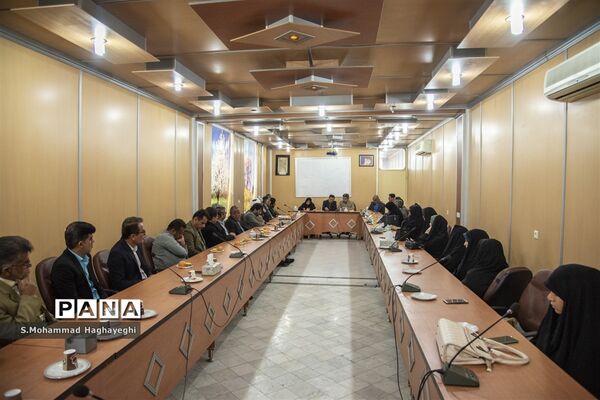 آخرین نشست سالانه معاونان پرورشی و مربیان تربیت بدنی در لامرد