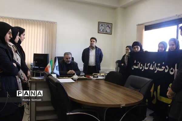 بازدید دانش‌آموزان تبریزی از شعب تامین اجتماعی