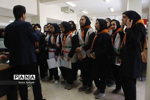 بازدید دانش‌آموزان تبریزی از شعب تامین اجتماعی