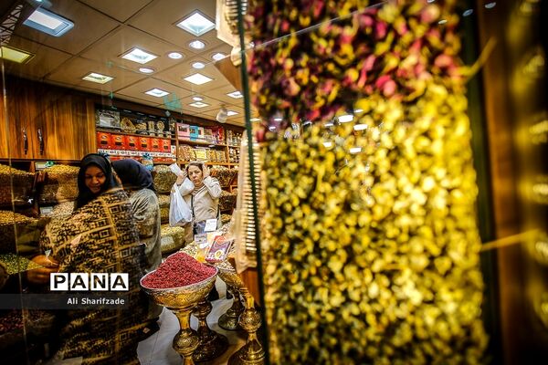 حال و هوای میدان تجریش در آستانه سال نو