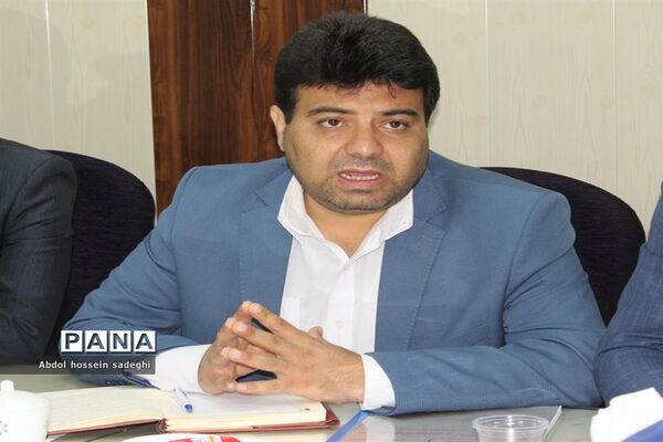 جلسه بررسی فعالیت‌های درآمدزایی سازمان دانش‌آموزی استان بوشهر