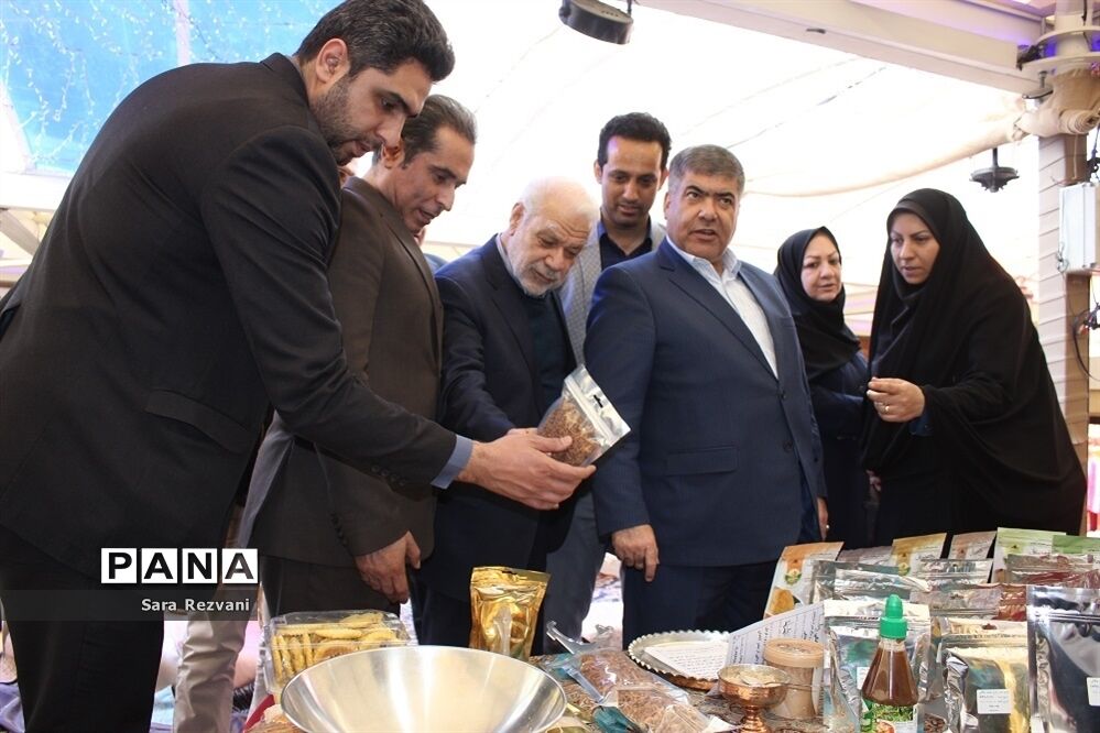بازارچه توانمندسازی و نو کارآفرینی بانوان اسلامشهر