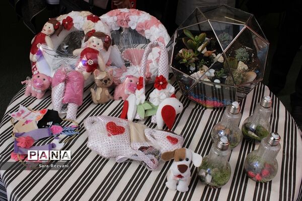 بازارچه توانمندسازی و نو کارآفرینی بانوان اسلامشهر