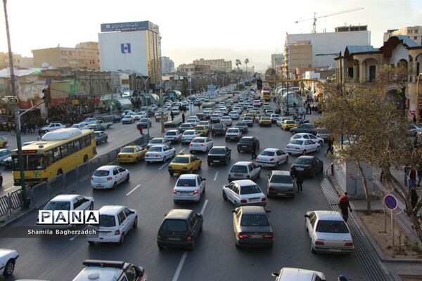 آخرین روز از سال نود و هفت در شیراز