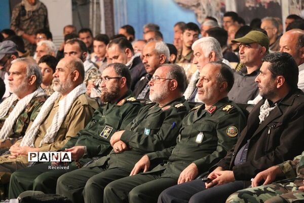 جشنواره ره‌آورد سرزمین نور