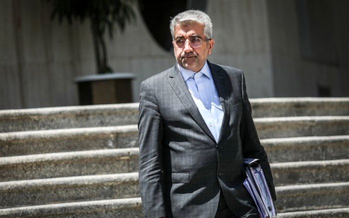 اردکانیان: سال انتخابات می‌توان انتظار تحرک بیشتری از دستگاه‌های اجرایی کشور داشت