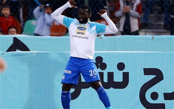 پیام ویدئویی مهاجم آفریقایی استقلال برای هواداران به زبان فارسی