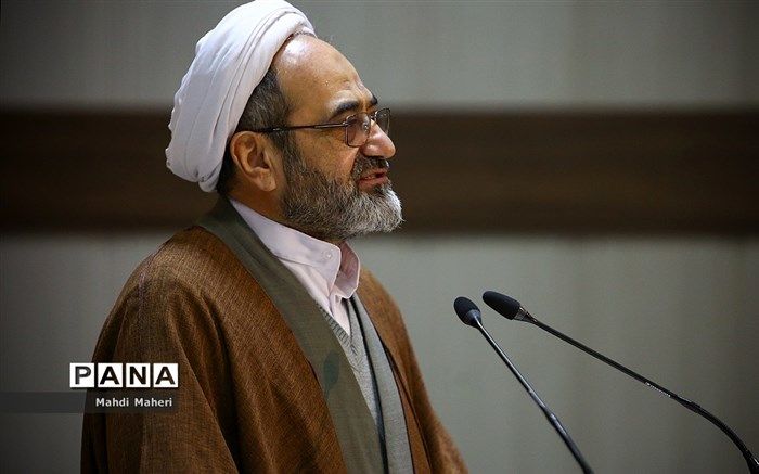 رئیس سازمان پژوهش؛ با تدوین سند 1414 متناسب با درس ملی، گام دوم انقلاب را درسال 98  اجرایی می‌کنیم