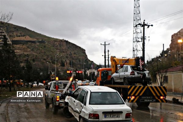جاری شدن سیل و امدادرسانی در شیراز