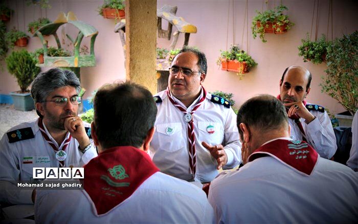 برگزاری آخرین جلسه ی مدیران سازمان دانش آموزی شهر تهران در سال 97 + عکس