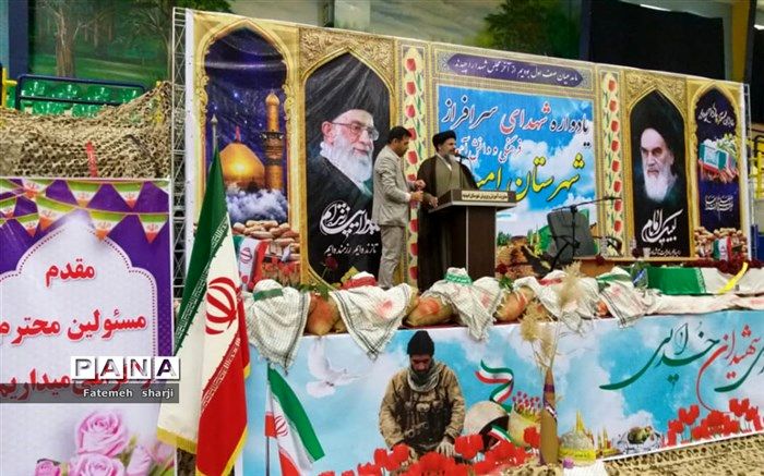 اولین یادواره بزرگ شهدای فرهنگی ودانش آموز در شهرستان امیدیه برگزار شد