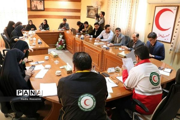نشست خبری مدیرکل جمعیت هلال احمر خراسان جنوبی با اصحاب رسانه