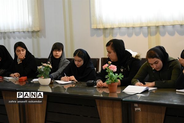 کارگاه اصول خبرنویسی وعکاسی ناحیه 3 تبریز