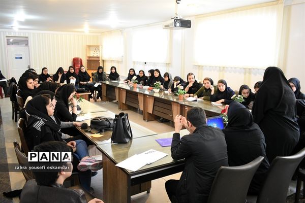 کارگاه اصول خبرنویسی وعکاسی ناحیه 3 تبریز