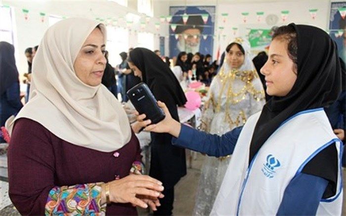 نمایشگاه فن بازار و فناوری و دست سازه های دانش آموزان در بوشهر برگزار شد