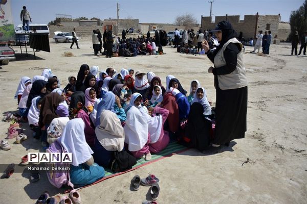 فاز نخست طرح امداد فرهنگى پیک امید در سیستان و بلوچستان