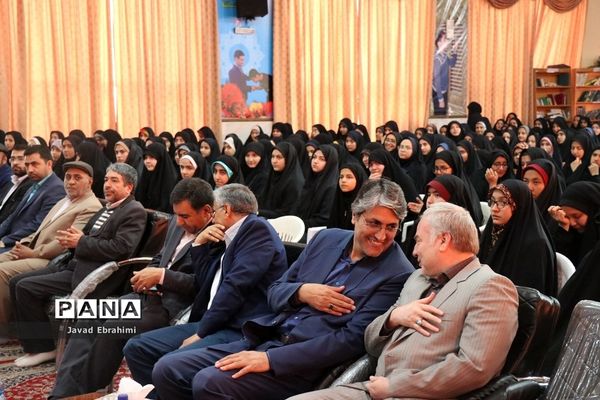 آخرین گروه سی و هفتمین دوره مسابقات قرآن عترت و نماز دانش‌آموزان دختر خراسان رضوی