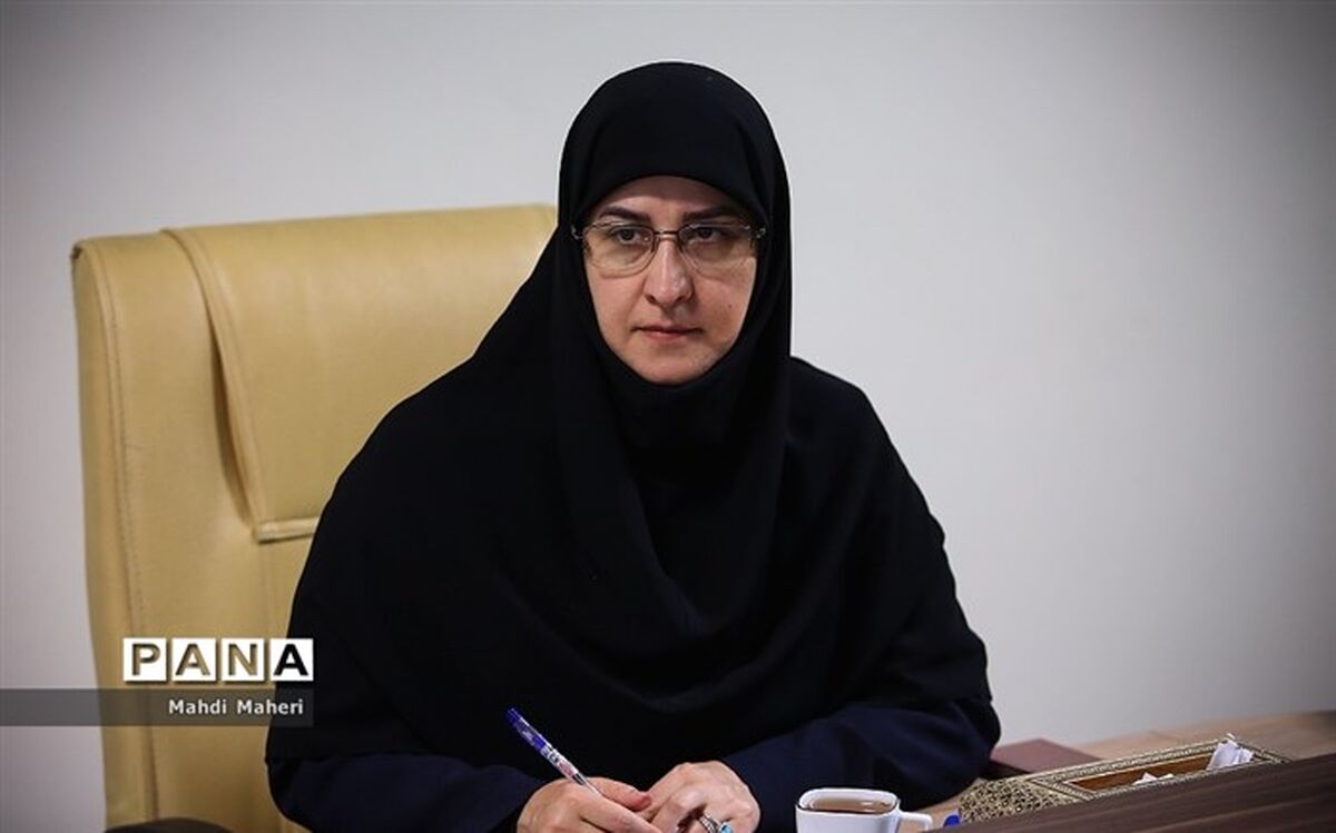 حکیم‌زاده: شاهد تحت‌الشعاع قرار گرفتن تربیت از سوی رسانه ملی با تبلیغات بی‌رویه موسسات هستیم