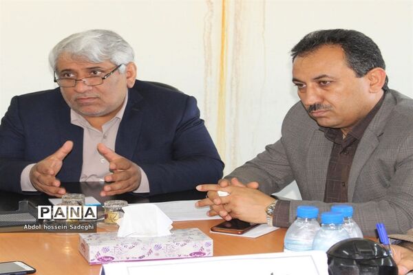 چهارمین جلسه ستاد بزرگداشت مقام معلم  در بوشهر