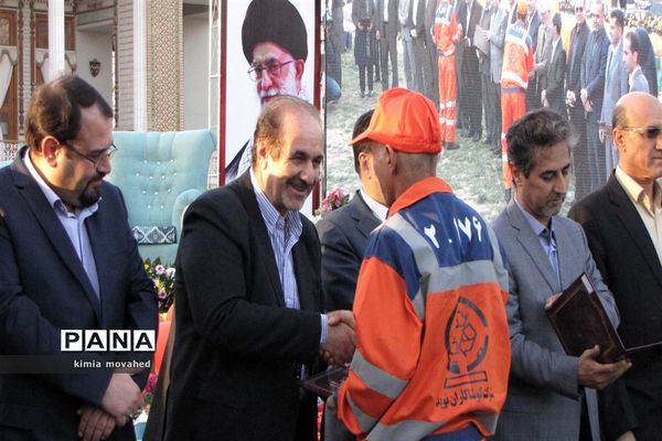 تجلیل از نارنجی پوشان و سفیران پاکیزگی در شیراز