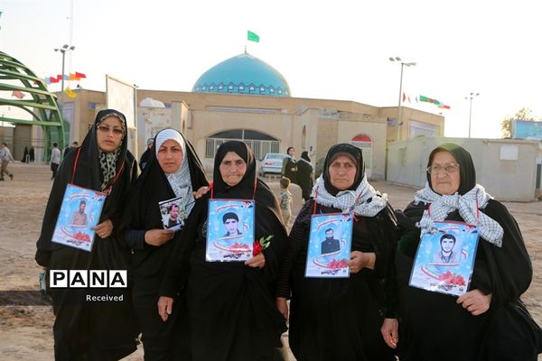 حضور خانواده‌های شهدا در شلمچه و نهر خین