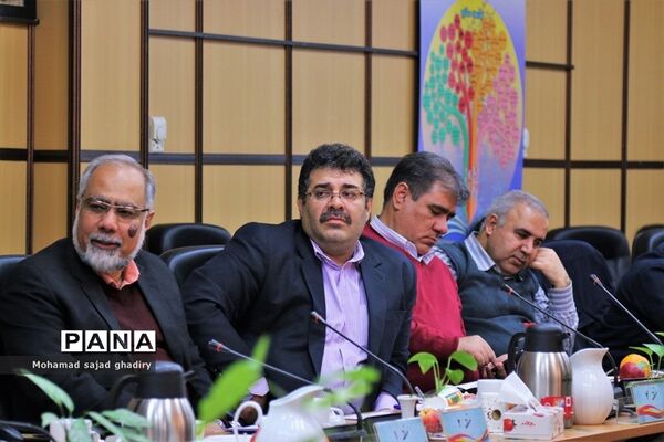 آخرین جلسه سال مدیران مناطق 19 گانه شهر تهران و شورای معاونان اداره‌کل آموزش و پرورش شهر تهران