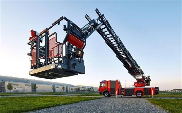 آتش نشانی قم صاحب نردبان 40 متری نجات شد