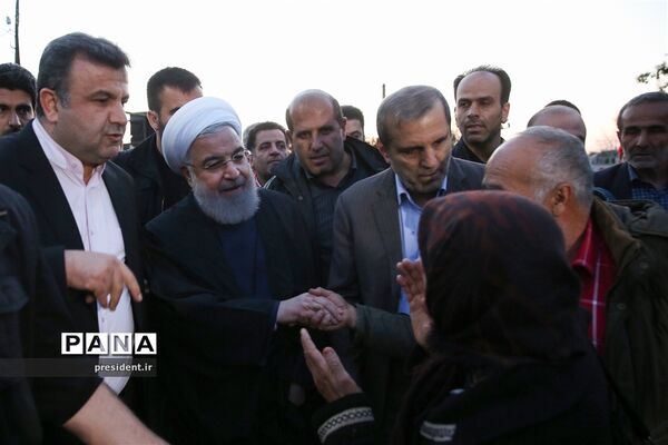 حضور رئیس جمهوری در جمع مردم روستای سیل زده کردخیل مازندران