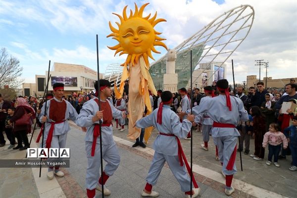 کارنوال شادی در پدیده شاندیز مشهد