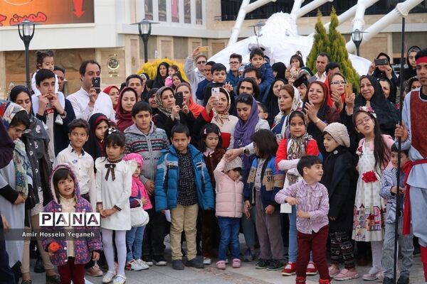 کارنوال شادی در پدیده شاندیز مشهد